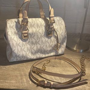 MICHAEL KORS Grayson Logo Satchel 12”L 6.5”W 8.5”H